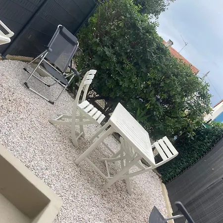 100m Apartman